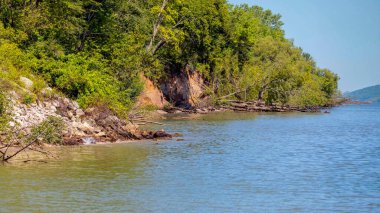 Michigan Gölü 'nde kıyı şeridi erozyonu