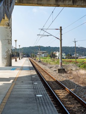 Miaoli, Tayvan 'da demiryolu manzarası.