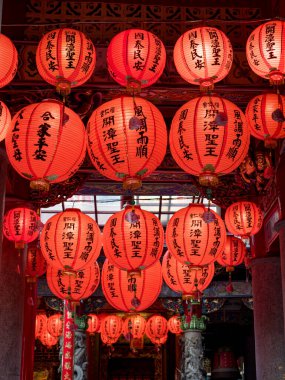 Taoyuan, Tayvan - 16 Ekim 2022: Daxi eski caddesi, Taoyuan, Tayvan 'ın en eski gelişmiş bölgesi. Japon işgali sırasında inşa edilen kurutulmuş tofu ve Barok mimarisi ile ünlüdür..