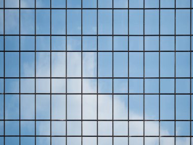 Taipei şehir merkezindeki iş binalarının cephesi.