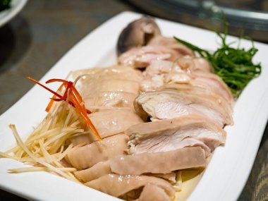 Chicken with Scallion in Hot Oil