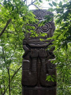 Tayvan yerlileri totem, yerli geleneksel zanaat ve ev