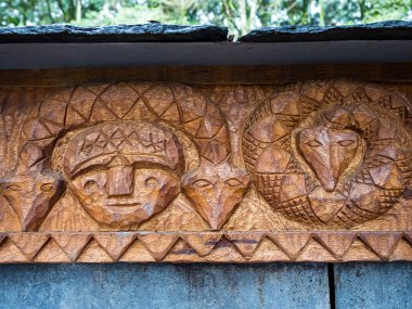 Tayvan yerlileri totem, yerli geleneksel zanaat ve ev