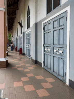 Da Nang, Vietnam - 24 Mayıs 2024 Da Nang Catheral cephe Da nang, Vietnam. Piskoposluk şu anki haliyle 18 Ocak 1963 'te kuruldu..