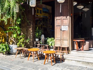 HOI AN, VİETNAM - 25 Mayıs 2024: Quang Nam vilayetindeki Hoi An antik kenti, UNESCO dünya mirası. Vietnam. Hoi An, Vietnam 'ın en popüler yerlerinden biridir..