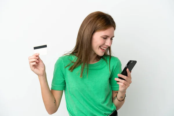 Jonge Engelse Vrouw Geïsoleerd Witte Achtergrond Kopen Met Mobiele Telefoon — Stockfoto