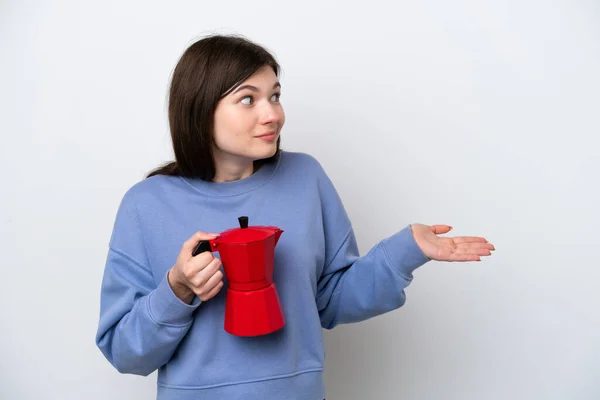Jong Russisch Vrouw Holding Koffie Pot Geïsoleerd Witte Achtergrond Met — Stockfoto