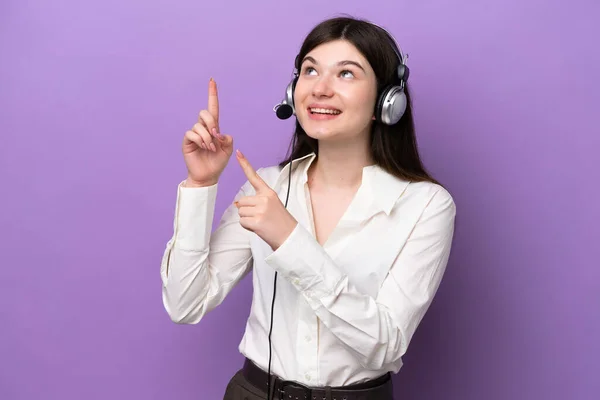 Telemarketer Russian Woman Working Headset Isolated Purple Background Pointing Index — Stock Photo, Image