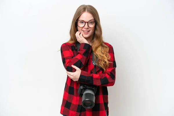Jonge Fotograaf Mooie Vrouw Geïsoleerd Witte Achtergrond Verrast Geschokt Terwijl — Stockfoto