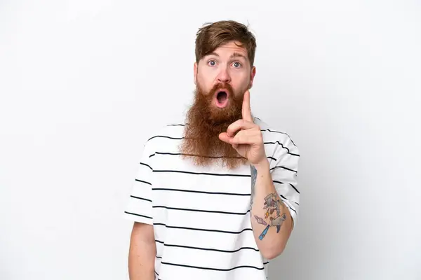 Homem Ruivo Com Barba Isolada Fundo Branco Com Intenção Realizar — Fotografia de Stock