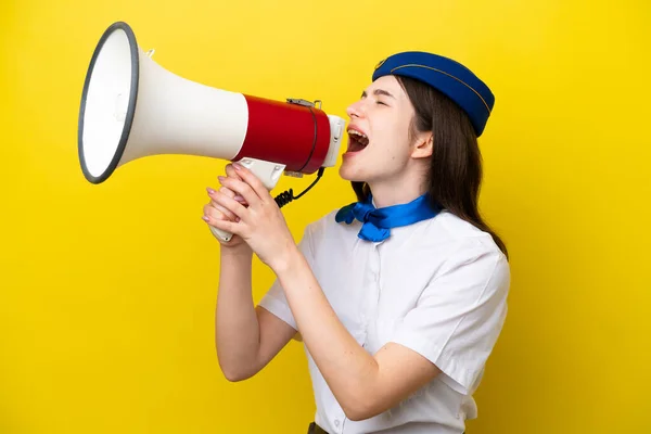 Airplane Stewardess Russian Woman Isolated Yellow Background Shouting Megaphone — Foto de Stock