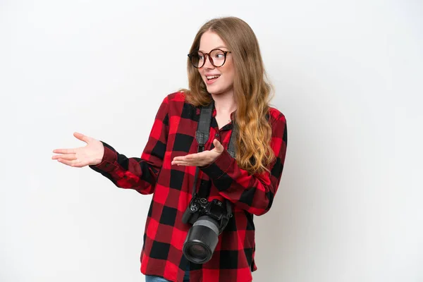 Jonge Fotograaf Mooie Vrouw Geïsoleerd Witte Achtergrond Met Verrassing Gezichtsuitdrukking — Stockfoto