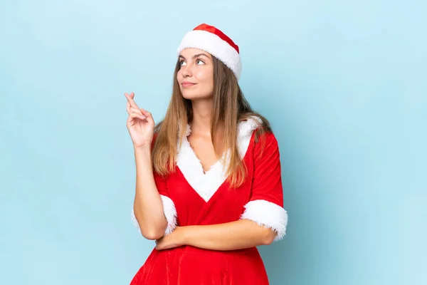 Anne Noel Gibi Giyinmiş Genç Beyaz Kadın Mavi Arka Planda — Stok fotoğraf