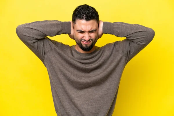 Young Arab Handsome Man Isolated Yellow Background Frustrated Covering Ears — Stock Photo, Image
