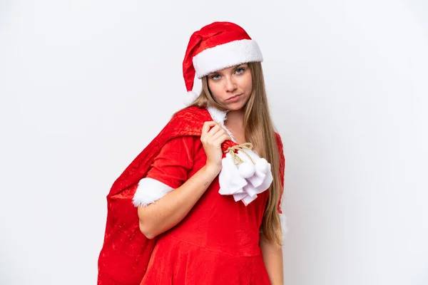 Jovem Mulher Caucasiana Vestida Como Mama Noel Segurando Saco Natal — Fotografia de Stock