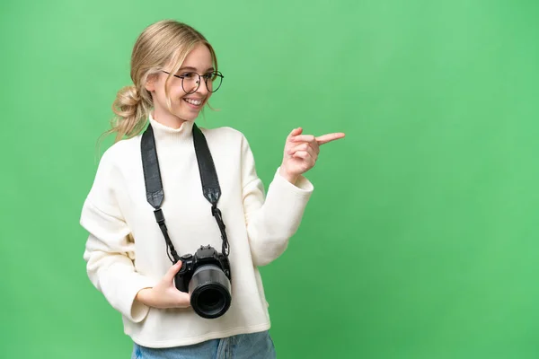 Jeune Photographe Femme Anglaise Sur Fond Isolé Pointant Doigt Vers — Photo