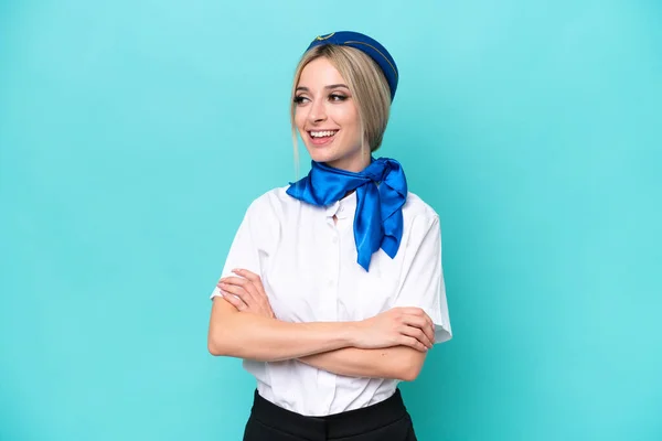 Samolot Blondynka Stewardessa Kobieta Izolowane Niebieskim Tle Szczęśliwy Uśmiechnięty — Zdjęcie stockowe
