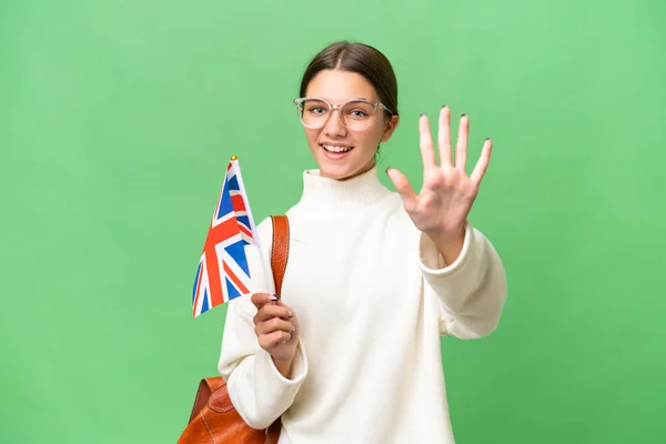 Zole Edilmiş Arkaplanda Birleşik Krallık Bayrağı Taşıyan Beyaz Kız Beş — Stok fotoğraf
