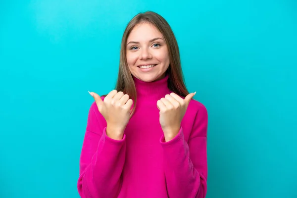 Jonge Litouwse Vrouw Geïsoleerd Blauwe Achtergrond Met Duimen Omhoog Gebaar — Stockfoto