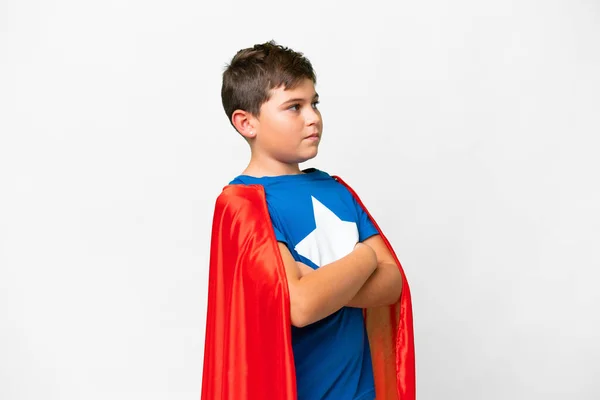 Klein Blank Kind Geïsoleerde Witte Achtergrond Superheld Kostuum Met Gekruiste — Stockfoto