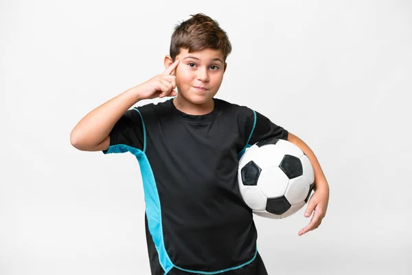 Klein Kaukasisch Football Speler Kind Geïsoleerde Witte Achtergrond Denken Een — Stockfoto