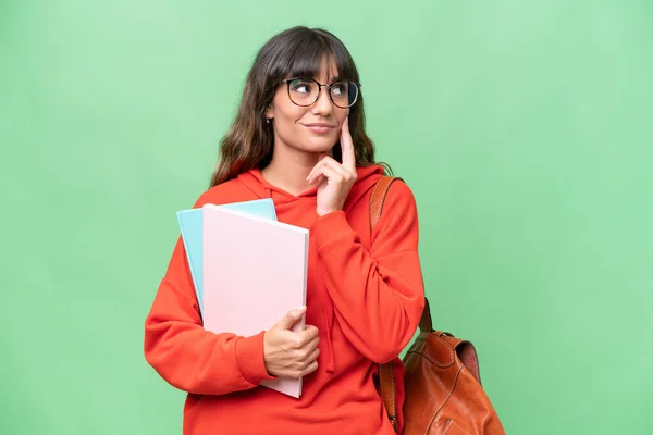 Young Student Caucasian Woman Isolated Background Thinking Idea While Looking — Foto Stock