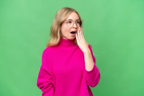 Young English Woman Isolated Background Yawning Covering Wide Open Mouth — Stockfoto