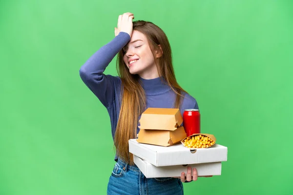 Young Pretty Woman Holding Pizzas Burgers Isolated Chroma Key Background — Foto Stock