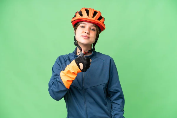 Zole Edilmiş Krom Anahtar Geçmişi Olan Genç Bisikletçi Kız Başparmak — Stok fotoğraf