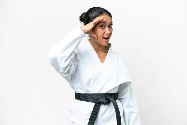 Young Uruguayan Woman Doing Karate Isolated White Background Doing Surprise — 图库照片