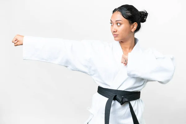 Young Uruguayan Woman Isolated White Background Doing Karate — Stock fotografie