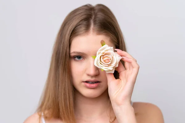 Teenager Russische Mädchen Isoliert Auf Weißem Hintergrund Mit Blumen Porträt — Stockfoto