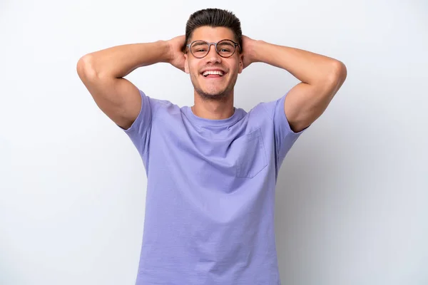 Jonge Kaukasische Man Geïsoleerd Witte Achtergrond Lachen — Stockfoto