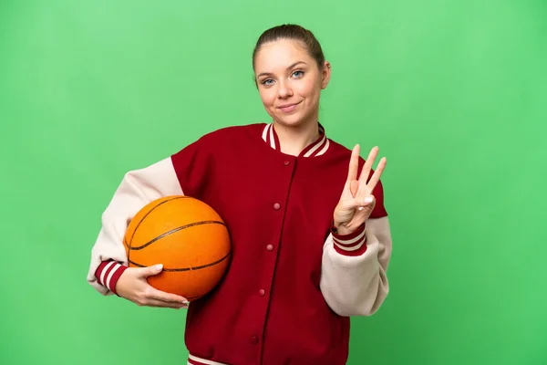 금발의 여자가 바탕에서 농구를 있습니다 손가락으로 숫자를 있습니다 — 스톡 사진