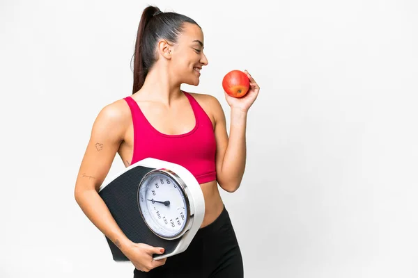 Young Beauty Woman Isolated White Background Weighing Machine Apple — Stock Photo, Image