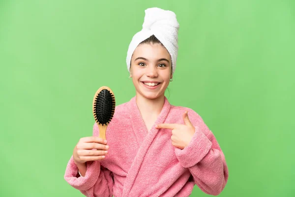 Young Girl Hair Comb Surprise Facial Expression — Stock Photo, Image