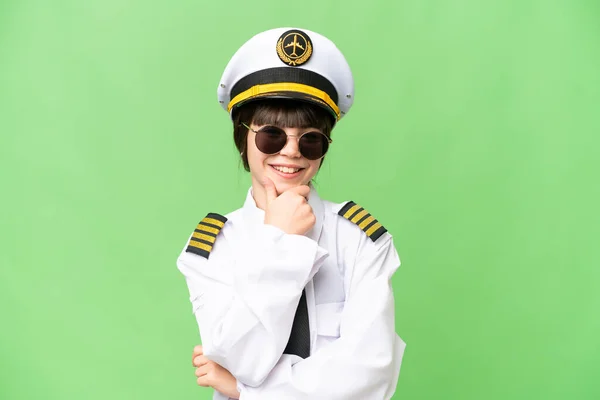 Menina Como Piloto Avião Sobre Fundo Chave Chroma Isolado Com — Fotografia de Stock