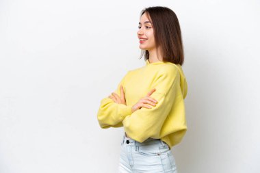 Genç Ukraynalı kadın, beyaz arka planda yalıtılmış.