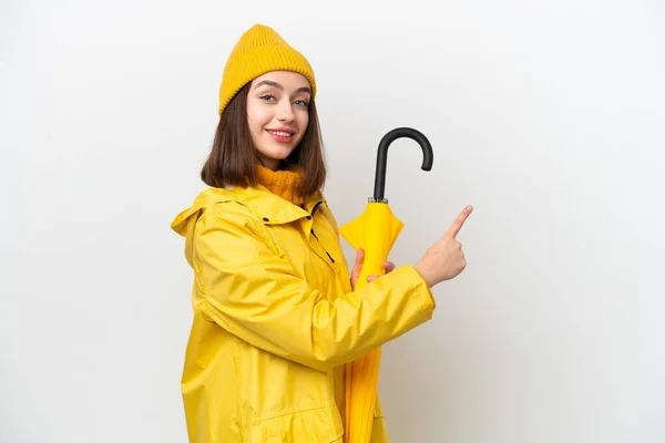 Yağmura Dayanıklı Ceketi Şemsiyesi Olan Genç Ukraynalı Kadın Beyaz Arka — Stok fotoğraf