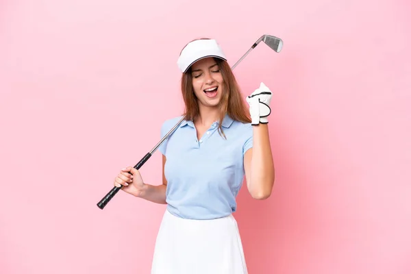 Giovane Giocatore Golf Uomo Isolato Sfondo Rosa Che Celebra Una — Foto Stock