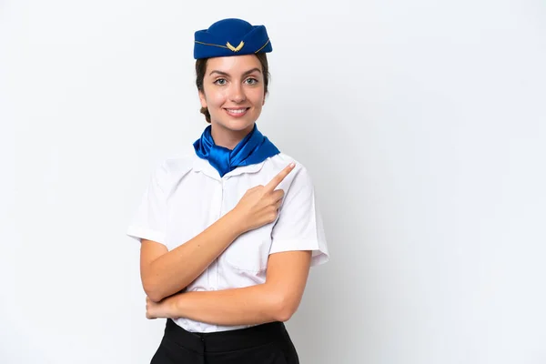 Αεροπλάνο Αεροσυνοδός Καυκάσιος Γυναίκα Απομονωμένη Λευκό Φόντο Που Δείχνει Προς — Φωτογραφία Αρχείου