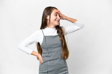 Soyutlanmış beyaz bir geçmişi olan genç bir kız bir şey fark etti ve çözüme niyetlendi.