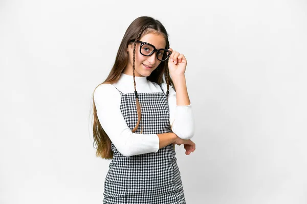 Menina Sobre Fundo Branco Isolado Com Óculos Feliz — Fotografia de Stock