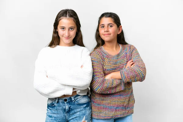 Amigos Meninas Sobre Isolado Fundo Branco Mantendo Braços Cruzados — Fotografia de Stock