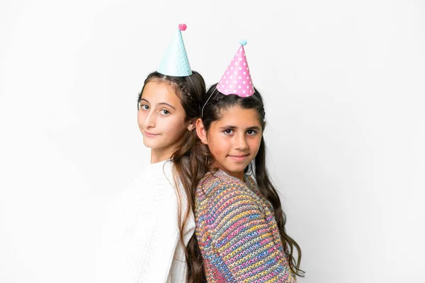Φίλοι Κορίτσια Ένα Πάρτι Γενεθλίων Πάνω Απομονωμένο Λευκό Φόντο — Φωτογραφία Αρχείου