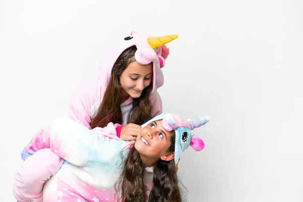 Friends Girls Unicorn Pajamas Isolated White Background — 스톡 사진