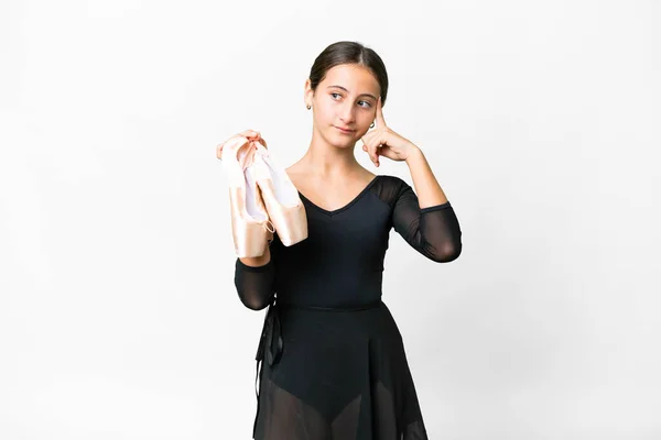 Jeune Femme Pratiquant Ballet Sur Fond Blanc Isolé Penser Une — Photo