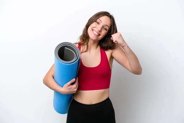 Young Sport Caucasian Woman Going Yoga Classes While Holding Mat — Φωτογραφία Αρχείου