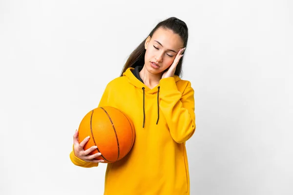 Young Arabian Woman Playing Basketball Isolated White Background Headache — Stock Photo, Image