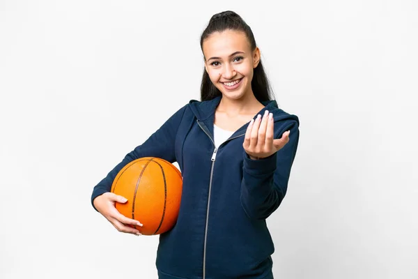Jeune Femme Arabe Sur Fond Blanc Isolé Jouer Basket Faire — Photo